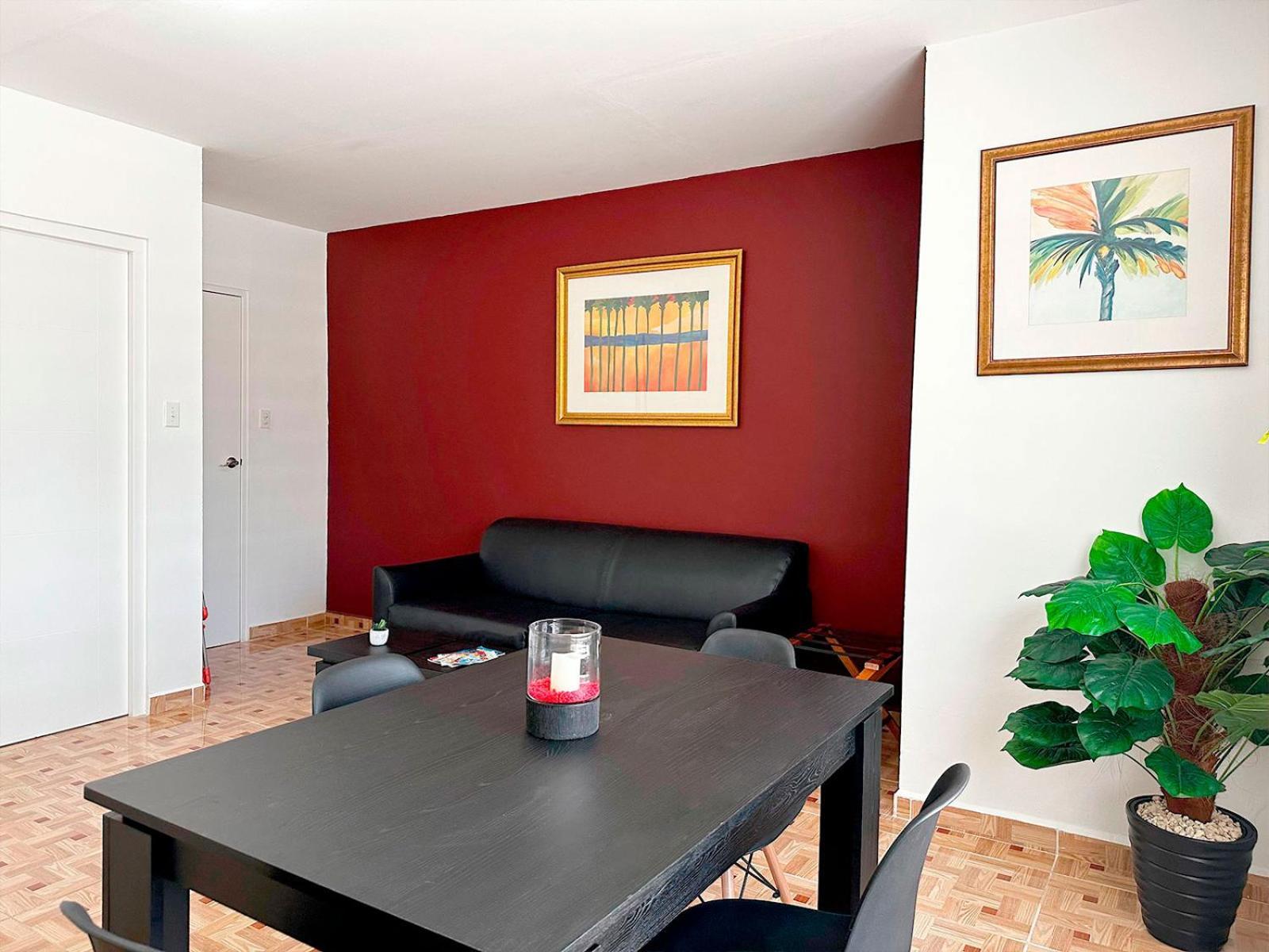 Ladybugs Apartments Palm Beach Exterior photo
